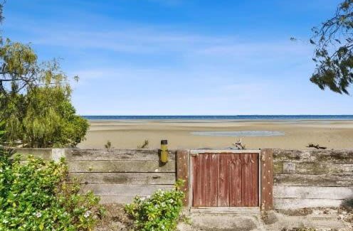 Beachmere House | Private Beach House for a Perfect Family Vacation