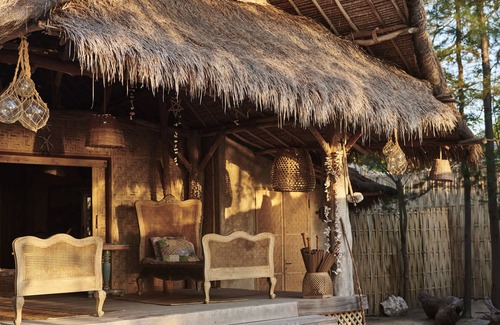 Gili Meno House | Private Beachfront Home in Gili with the Best Snorkeling Spot at Your Doorstep