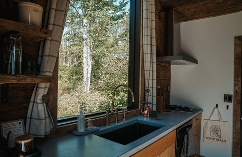 Tofte Cabin | Private Cabin with Forest and Valley Views on Minnesota's North Shore