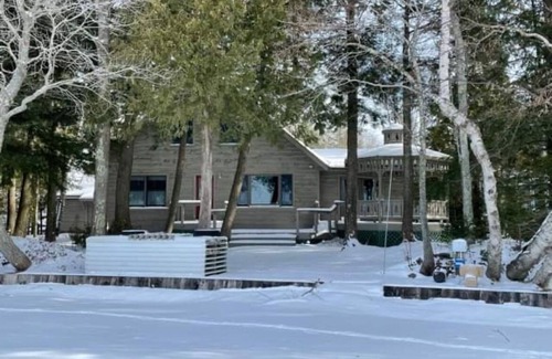 Kalkaska Cottage | Private Cottage on Manistee Lake with beautiful lake views and sunsets.