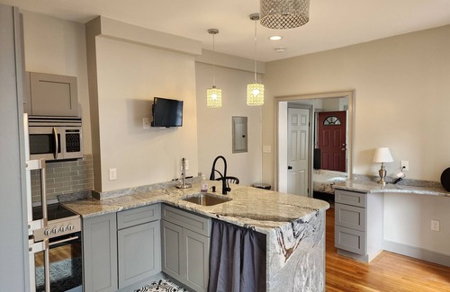 Dorchester Apartment | Private furnished studio. Close to hospitals, parks & commuter rail.