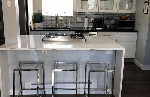 Kipling House | Private Guest House w/Parking Mins to I-70. Close to Red Rocks