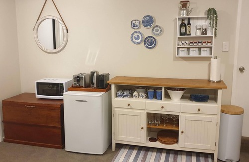 Murrays Bay Apartment | Private guest suite on the North Shore