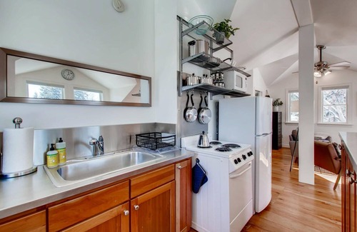 Old North Boulder House | Private Guesthouse in the Heart of Boulder - 3 min to Pearl St/6 min to CU!