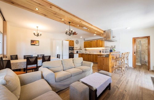 Ingenio Cottage | Private heated swimming pool. A/C in bedrooms. Barbecue. Free WIFI