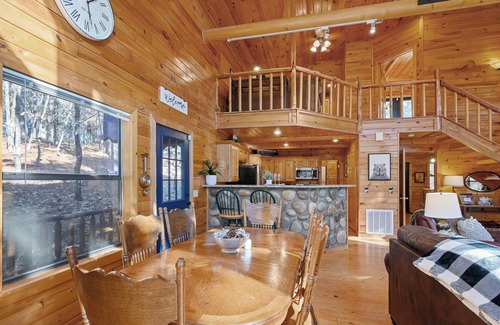 Broken Bow House | Private Hillside Cabin Near Beavers Bend