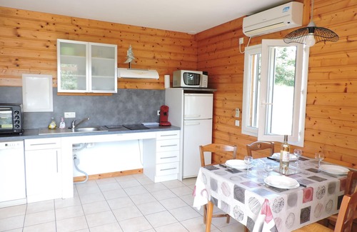 Callian House | Private Jacuzzi Spa - Private swimming pool (summer) - Air conditioning - Chalet Mélèze Gers