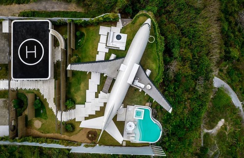 Uluwatu Villa | Private Jet Villa on top of the Nyang Nyang Beach Cliff