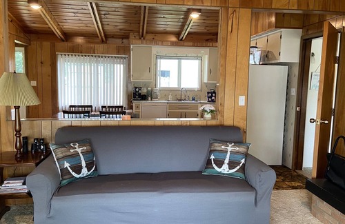 Branch Cottage | Private Lakefront Cottage
