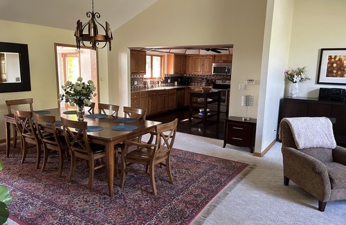 Twin Lakes House | 🌲☀️Private Lakefront prop. with Kayaks, Paddle boards, boat rental PVT dock☀️🌲