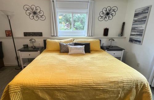 Freeport Apartment | Private Lower Level Suite in Home-Sep Entrance!