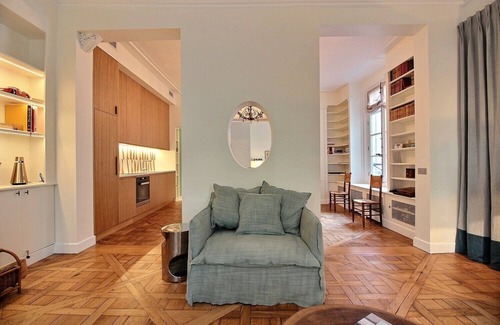 Saint-Thomas-d'Aquin Apartment | Private Luxury Apartment Saint Germain des Prés.