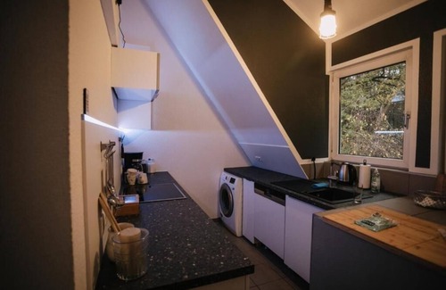 Sudstadt House | Private Maisonette House with Balcony · Self-Check-In & Free Parking