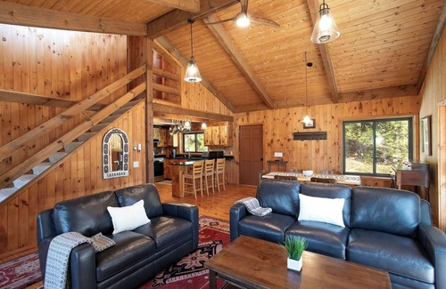 Otis House | Private Mountain Retreat on 5 acres