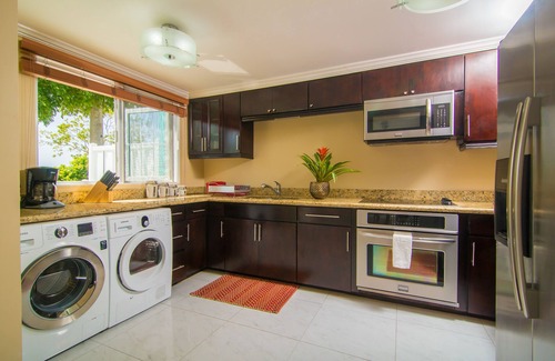 Orange Bay House | Private Oasis in Negril: Beachfront Luxury!