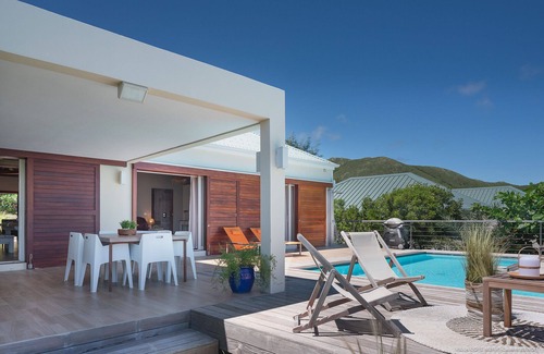 Cul de Sac Villa | ☀️ Private ocean access, kayaks, optic fiber wifi, heated pool ☀️