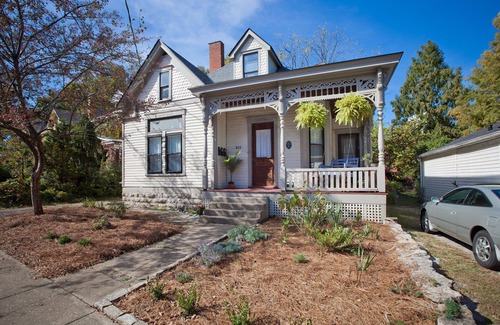 Woodward Heights Apartment | Private One Bedroom Apartment in Downtown Lexington near Rupp Arena