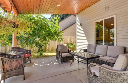 Five Corners House | Private Outdoor Space 9 Mi to Downtown Vancouver!