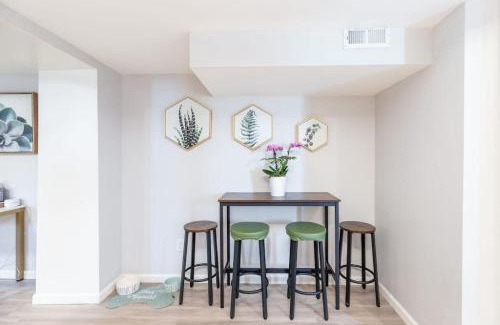 Lower Avenues House | Private Pet Friendly Avenues Suite of Downtown