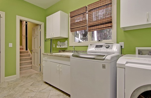Vanderhorst Plantation House | Private Pool 9/10 mile to beach Sleeps 10 , 4 Bedrooms