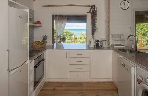 Praslin Island House | Private Pool + Free Wifi + Outdoor showernLa Pointe Beach Huts