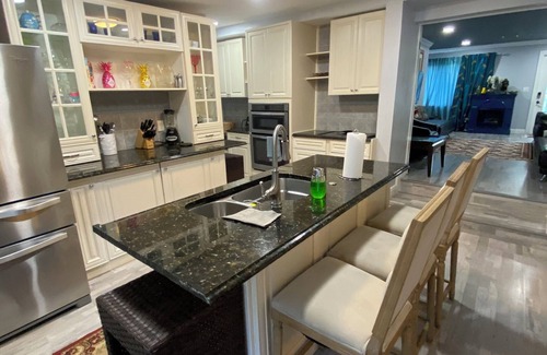 Florida Gardens House | Private Pool, Gazebo, Firepit, and Hot Tub. Optional Guest Suite