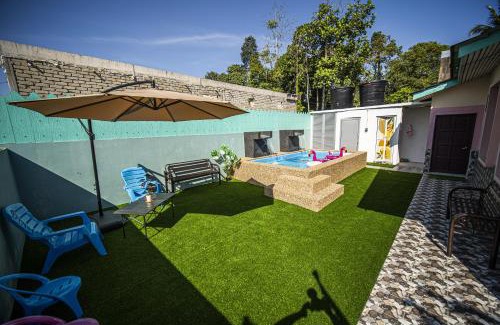 Kampung Chicha House | Private Pool Homestay Al-Qari