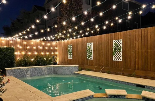 Shady Acres House | Private Pool + Hot Tub in Houston Heights - Lovett!