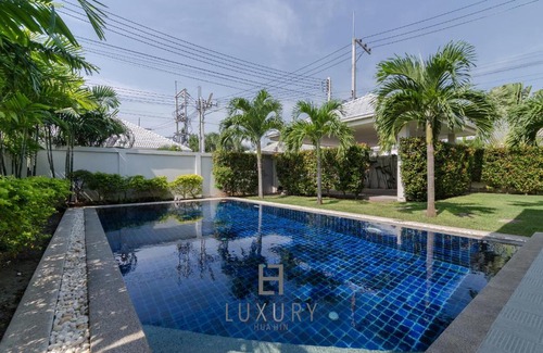 Ban Nong Sadao Villa | Private Pool Villa Hua Hin L26