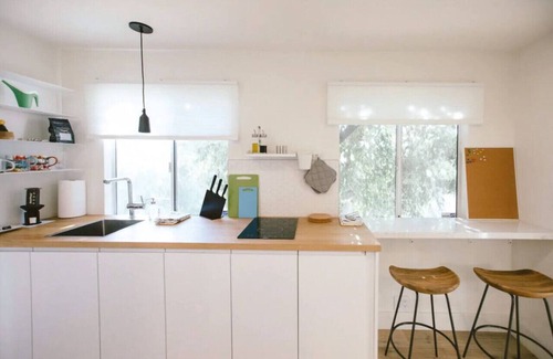 Los Feliz Condo | Private & Quiet Los Feliz Guest Suite with VIEWS!