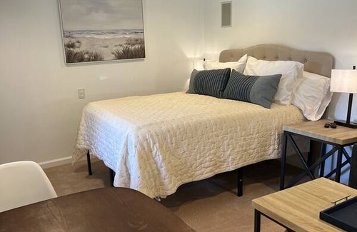 Cleveland Heights Resort | Private room ∙ 1 guest