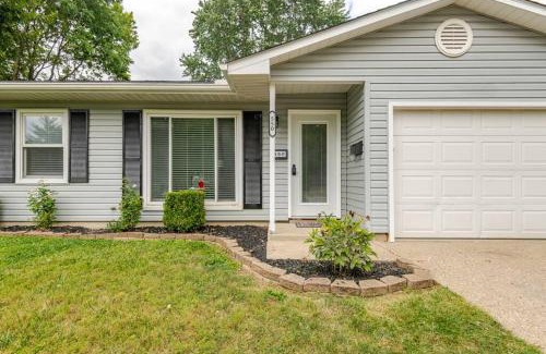 Royal Manor House | Private Ranch- Entire Home - Hot Tub - Pets & Kids Welcome - King Bed - Fenced Backyard - Free WiFi