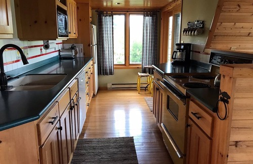 Deerwood House | Private Retreat on Placid Lake