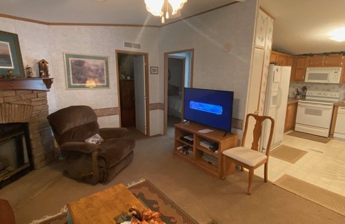 Sparta House | Private River Front w Pavilion, Fishing, Hiking, Private, Peaceful, Magical.