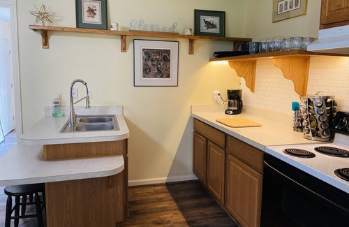 Lawrenceville Cottage | ππ~Private Romantic Cottage #FarmStay-BabyGoats~ππ
