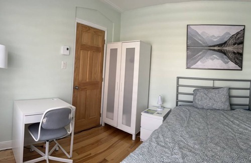 Cote-Saint-Paul Resort | Private room ∙ 1 guest