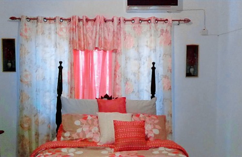 St. Ann's Bay Resort | Private room ∙ 1 guest