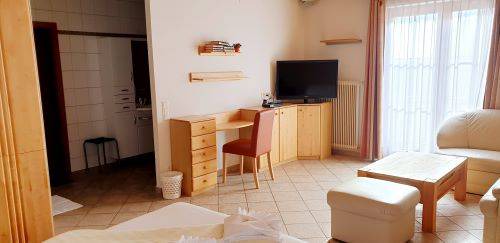 Trattenbach Resort | Private room ∙ 1 bedroom ∙ 2 guests