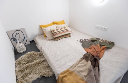 Nepszinhaz negyed Resort | Private room ∙ 1 bedroom ∙ 1 guest