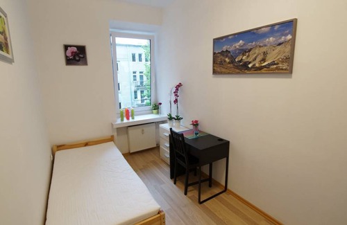 Lodz Resort | Private room ∙ 1 bedroom ∙ 1 guest