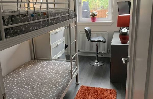 Loanhead Resort | Private room ∙ 2 guests