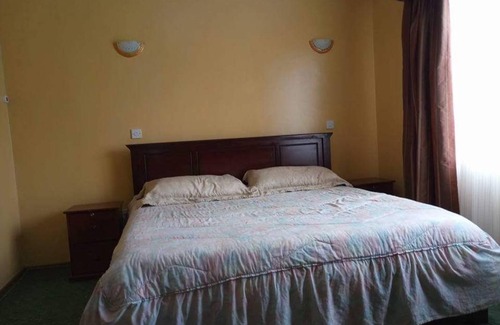Nakuru Resort | Private room ∙ 2 guests