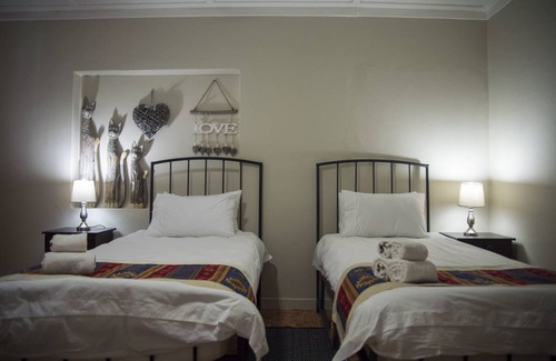 Tsumeb Resort | Private room ∙ 3 guests