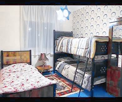 Shīrāz Resort | Private room ∙ 3 guests