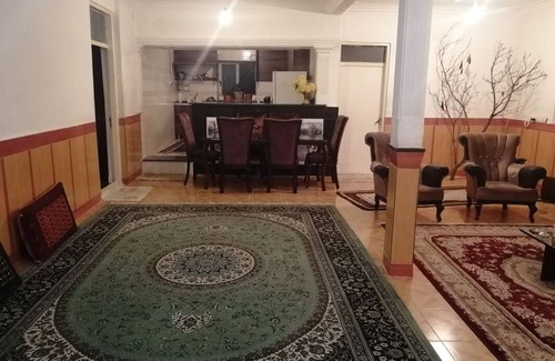Maḩmūdābād Nemūneh Resort | Private room ∙ 4 guests