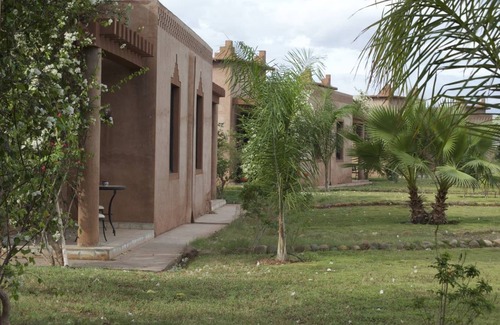 Issen Resort | Private room ∙ 6 guests
