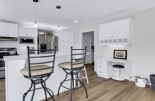 Saint Thomas House | Private room in a quiet and safe neighbourhood of St. Thomas, Ontario.