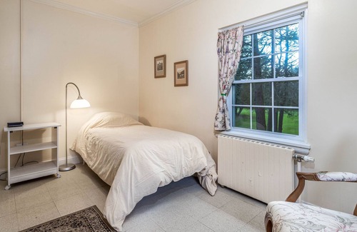 Lancaster House | Private Room in Grand Estate w/ Separate Entrance