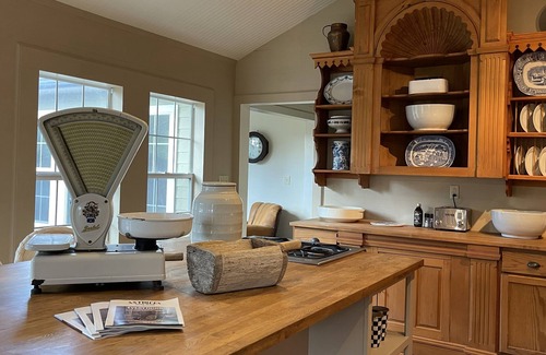 Warrenton House | Private Round Top Country Getaway