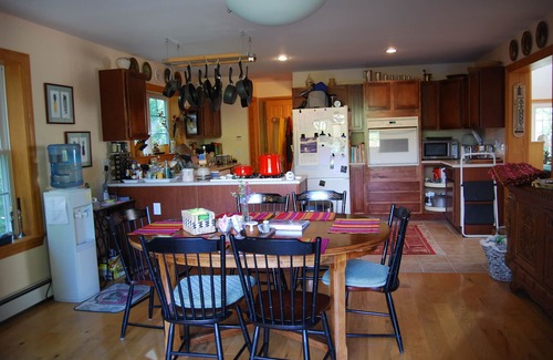 Palenville House | PRIVATE Saugerties/Catskill area Lakeside 3-Br. near Hunter Windham Woodstock